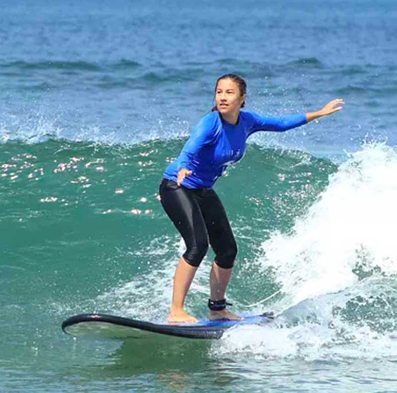 stage de surf sensation à bali ocean surf à seminyak 